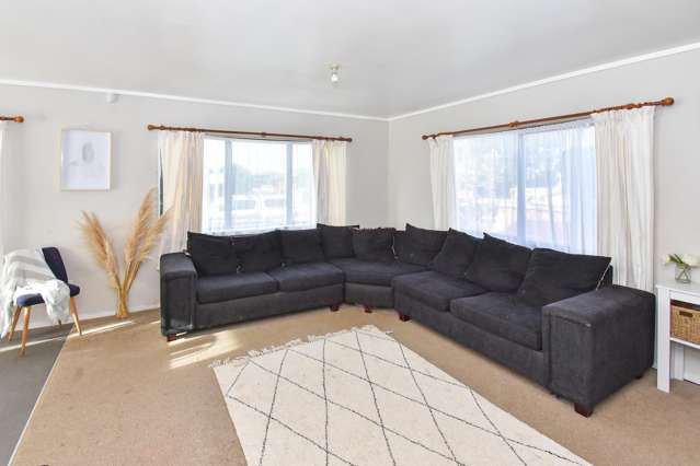 32a Barneys Farm Road Clendon Park_2