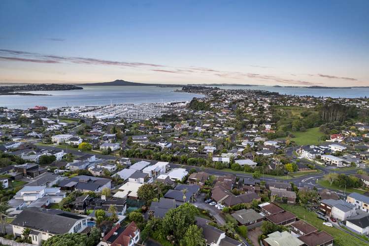 2/28 Mark Edward Drive Half Moon Bay_41