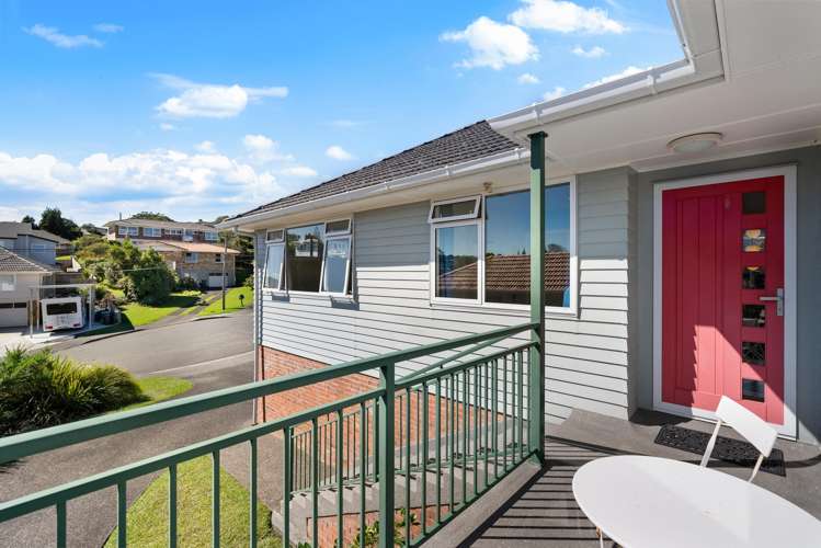 13 Barkes Place Mount Roskill_2
