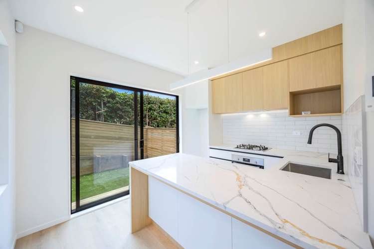 2/3a Long Bay Drive Torbay_7