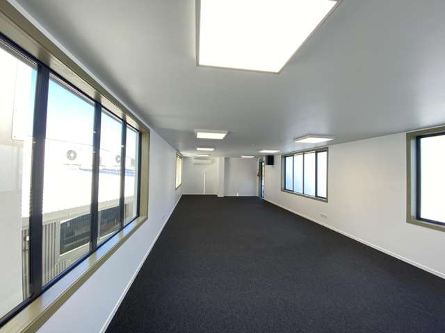 8/24 Southampton Road Miramar_4