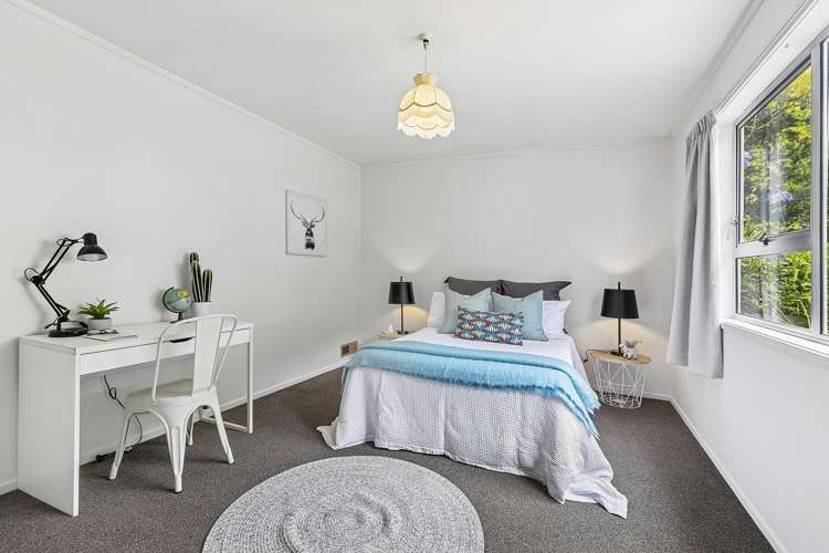 15 Fyvie Avenue Tawa_16