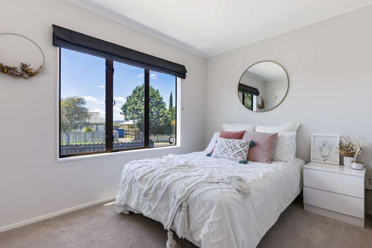 30 Sandgate Avenue Botany Downs_14