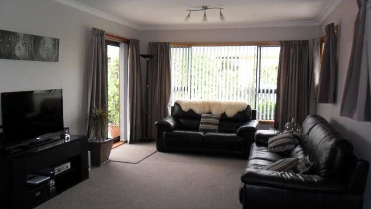 52 Oriana Crescent Hornby_2