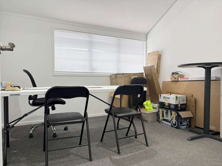 Unit 6/37 Moore Street Howick_11