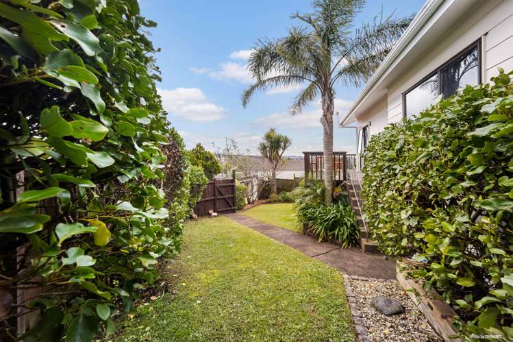 2/88 Sunvue Road Glen Eden_12