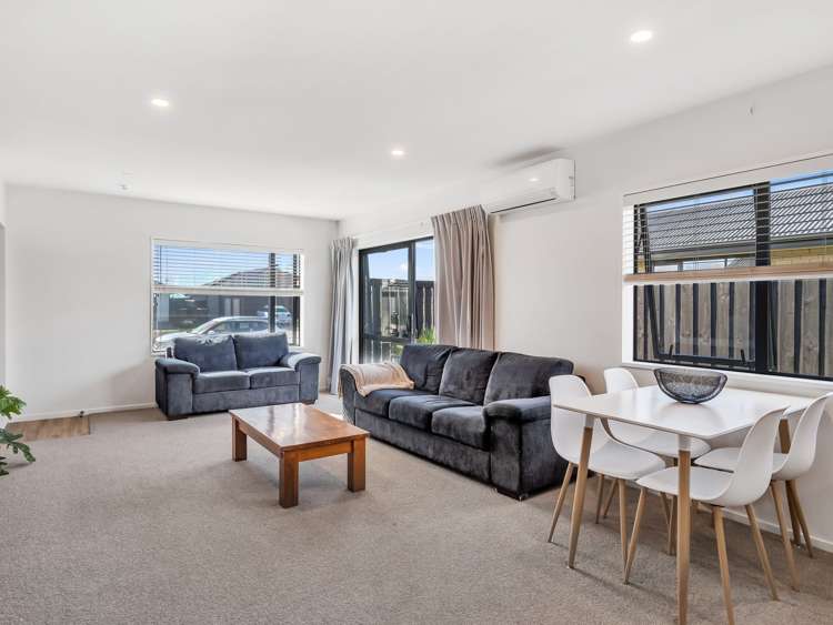 16 Ed Hillary Drive_5