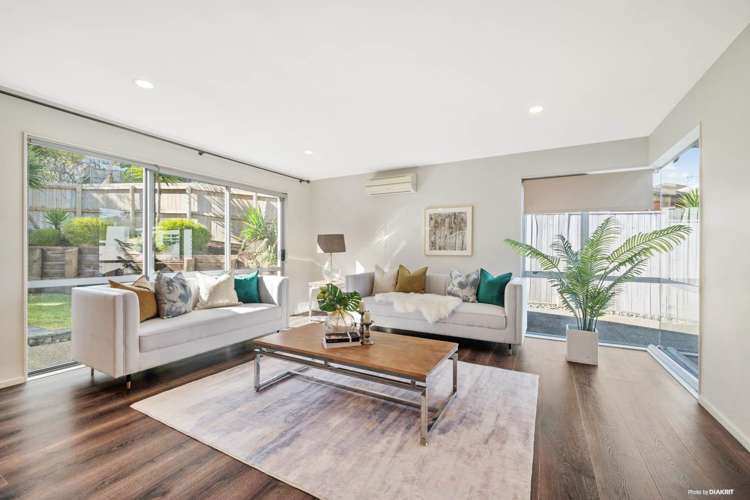 10 Carol Lee Place Albany Heights_2