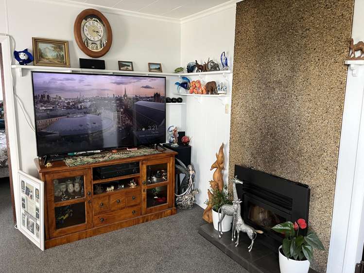 2 Stewart Street Waimangaroa_6