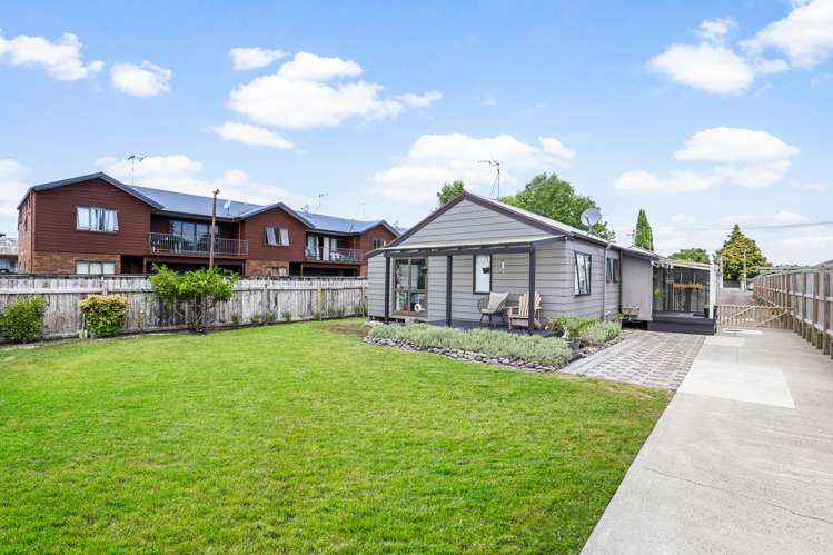 81b Albert Street Hamilton East_14