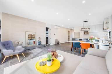 15 Whakairo Crescent_1