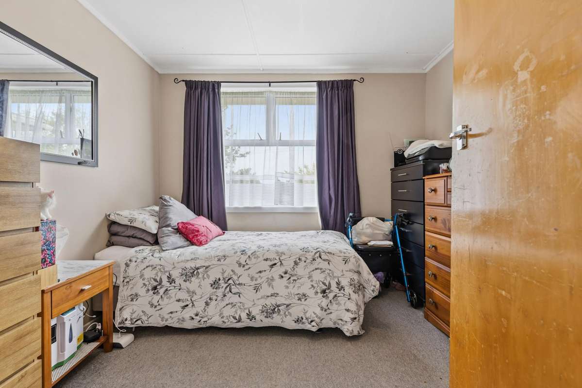 18 Riverview Street_5