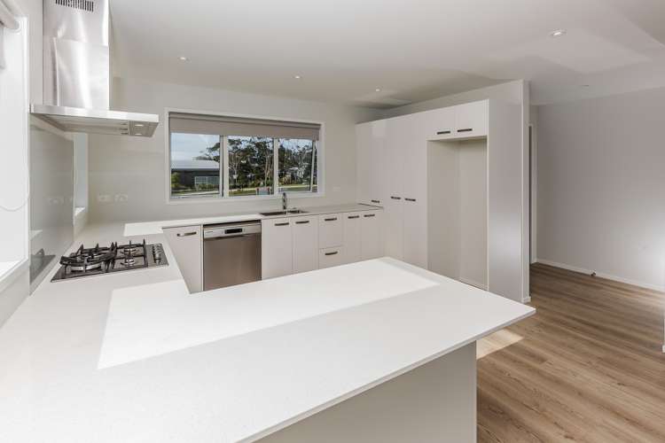 70 Harris Drive Silverdale_11