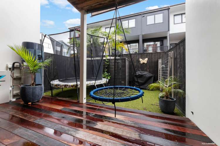 11 William Stratton Lane Hobsonville_10