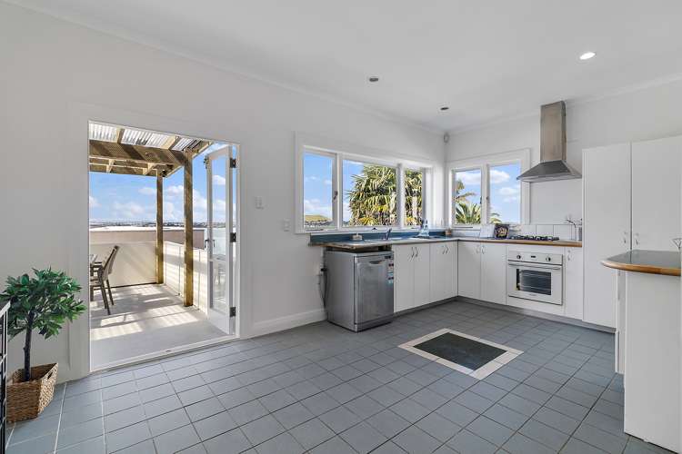 42 Seacliffe Road Hillsborough_8