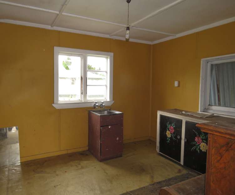 21 Dick Street Reefton_12