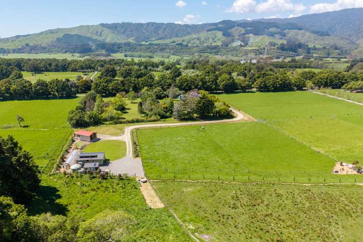 542 Otaki Gorge Road Te Horo_26
