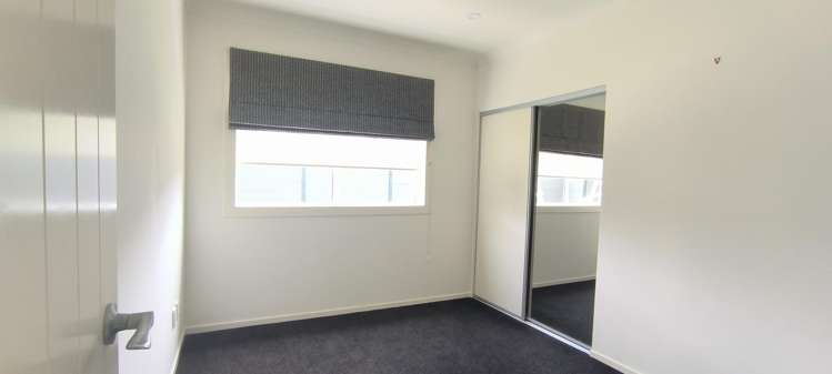 2/61 Evelyn Road Cockle Bay_4