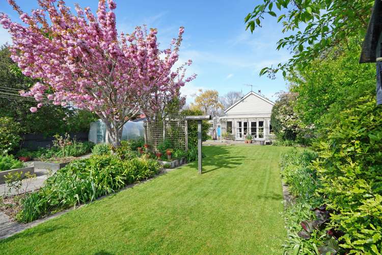 6 Delhi Street Riverton_21