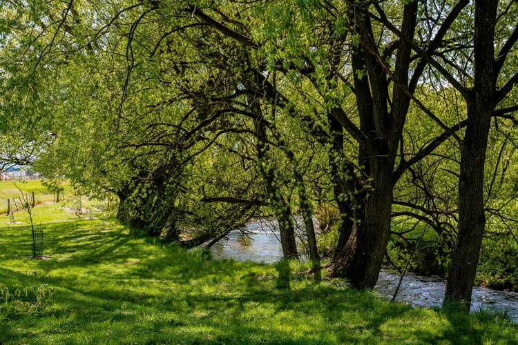 135 Main Road Luggate_21