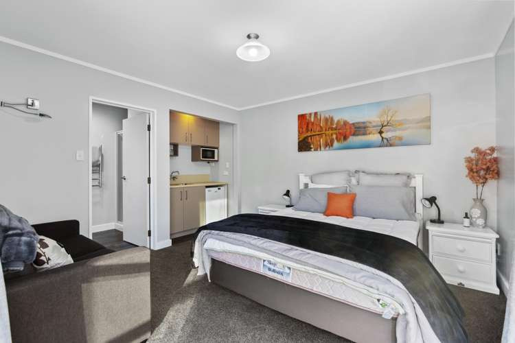 7 Larch Place Wanaka_15