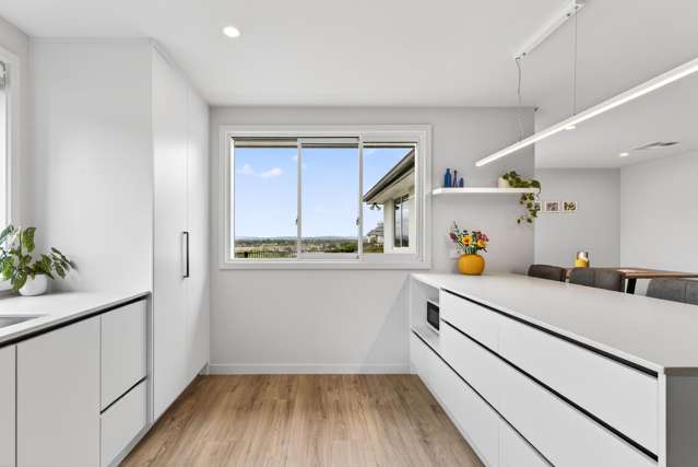 77 Oak Road Poraiti_2