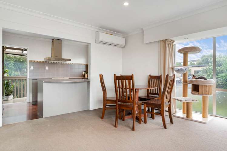 2/10 Sherie Place Howick_7