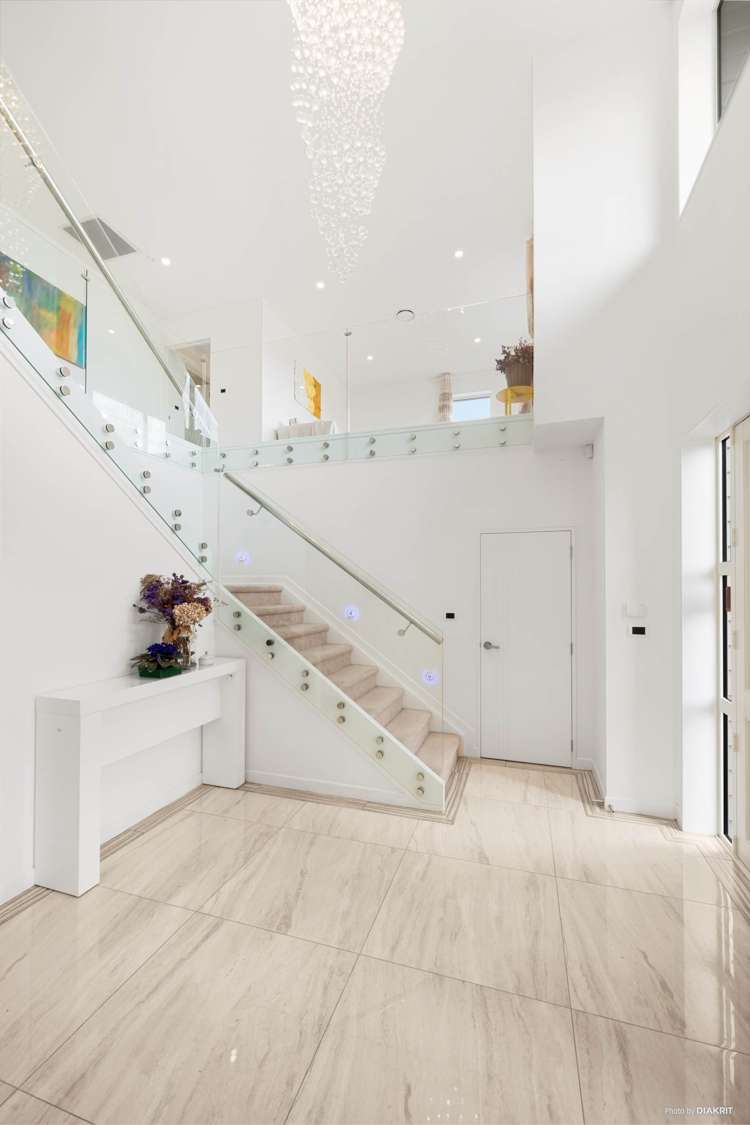 105 Medallion Drive Oteha_12