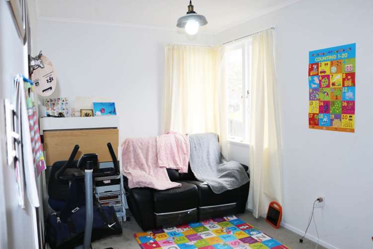 8 Mcfadzean Drive Blockhouse Bay_4