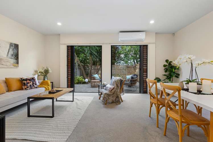 11/11 The Avenue Albany_4