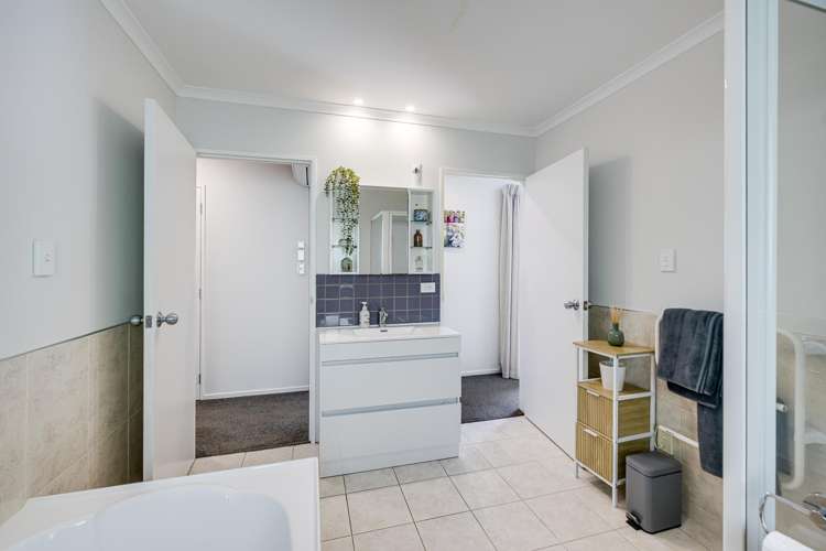 20 Chelsea Drive Taradale_13