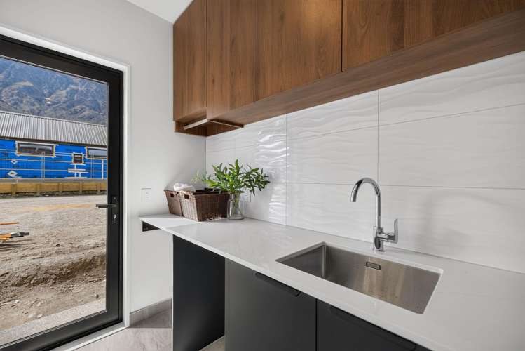 47 Little Owl Loop, Park Ridge Queenstown_20