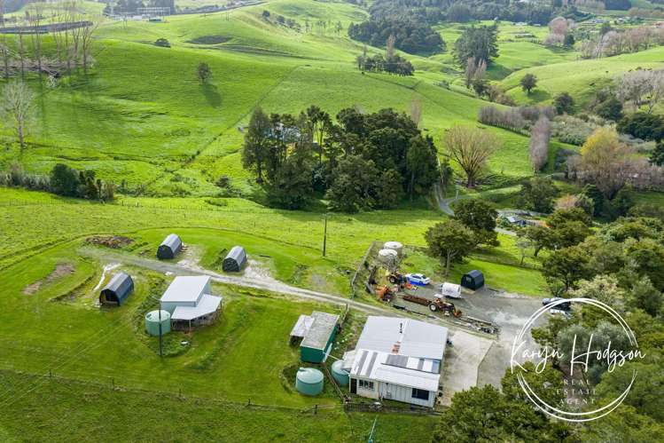 55 Puriri Glade Maungaturoto_15