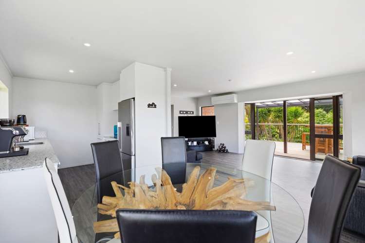 2 Furn Park Lane Tauriko_11