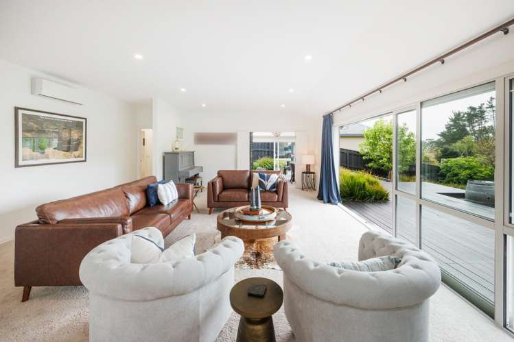 28 Cashmere Drive Fitzherbert_9