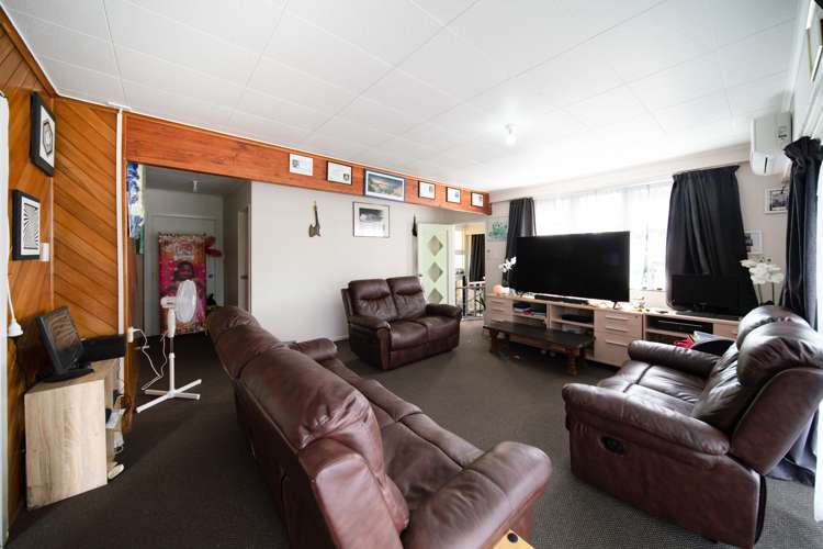 15 Gubb Place Otara_4