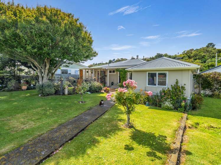 2 Glandwr Crescent Whanganui East_24