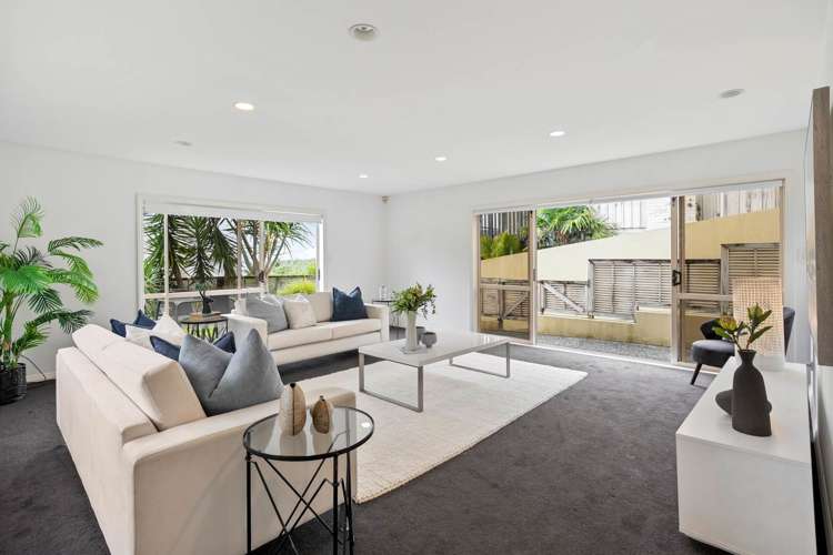 2/25 Churchill Road Murrays Bay_29