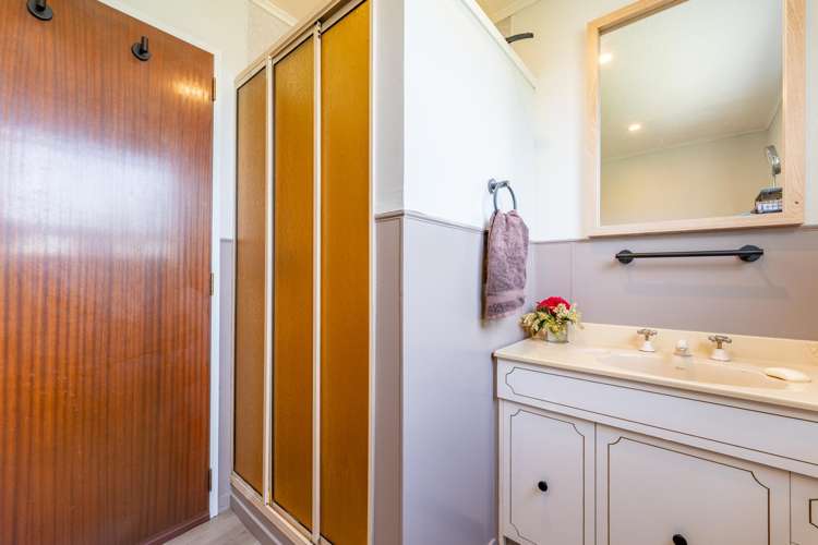 90 Parsons Road Weston_11