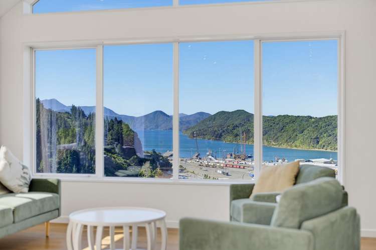 17 Harbour View Heights Picton_6