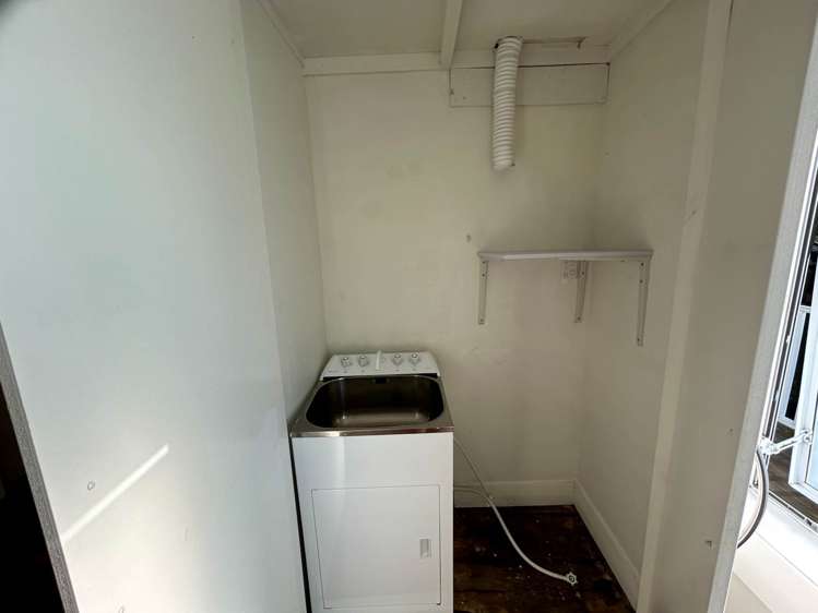 4 Hallam Street Mount Albert_17