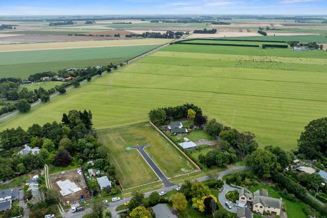 6 Sarsfield Street Southbridge_3