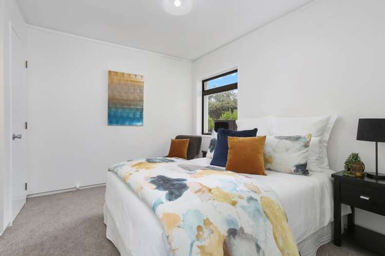 26 Kennedy Avenue Forrest Hill_16