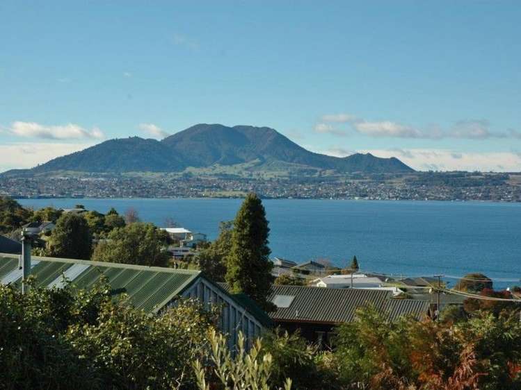 21 Mapara Road Acacia Bay_14