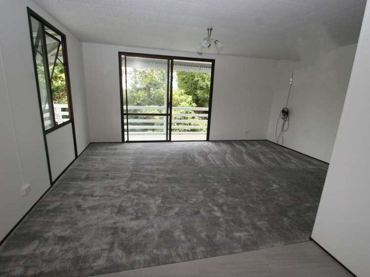 300 State Highway 16 Kumeu_7