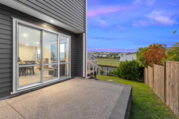 22 Colonial Drive Silverdale_18