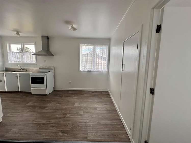 18 Bolton Place Otara_3