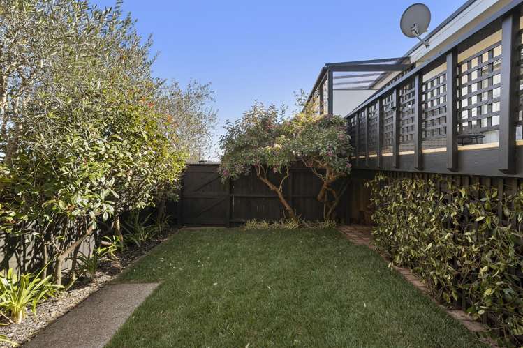 4/130A Shackleton Road Mount Eden_17