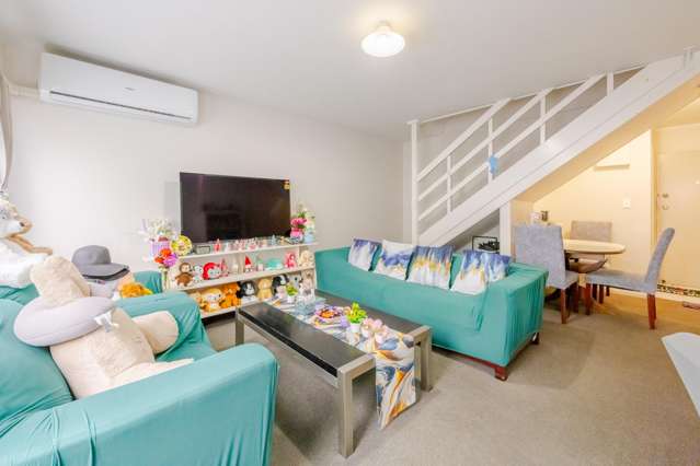 5/702 Grays Road Mahora_1