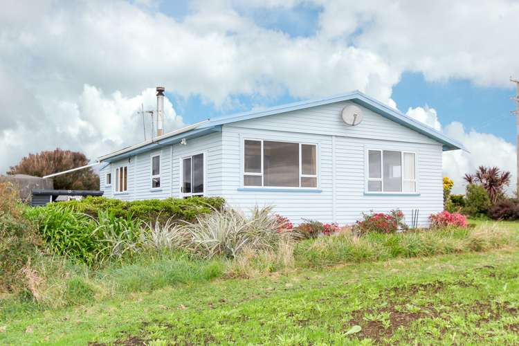 19 Dover Road Okato_13